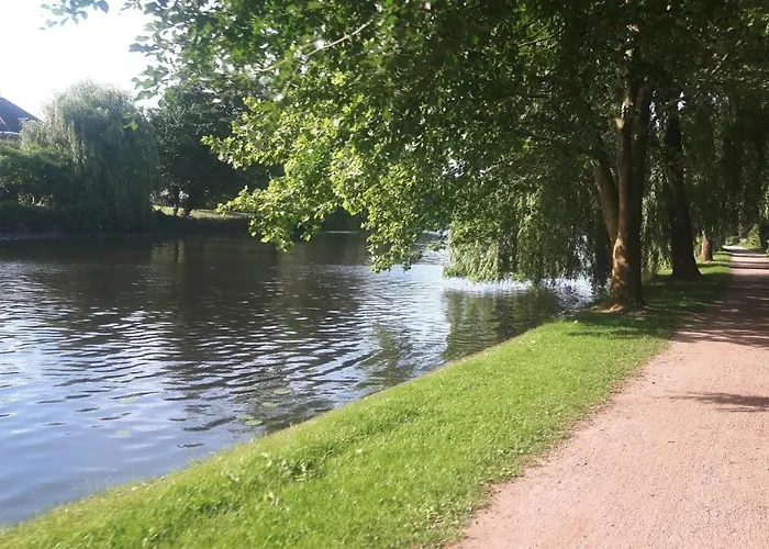 Alsterwanderweg Haus *